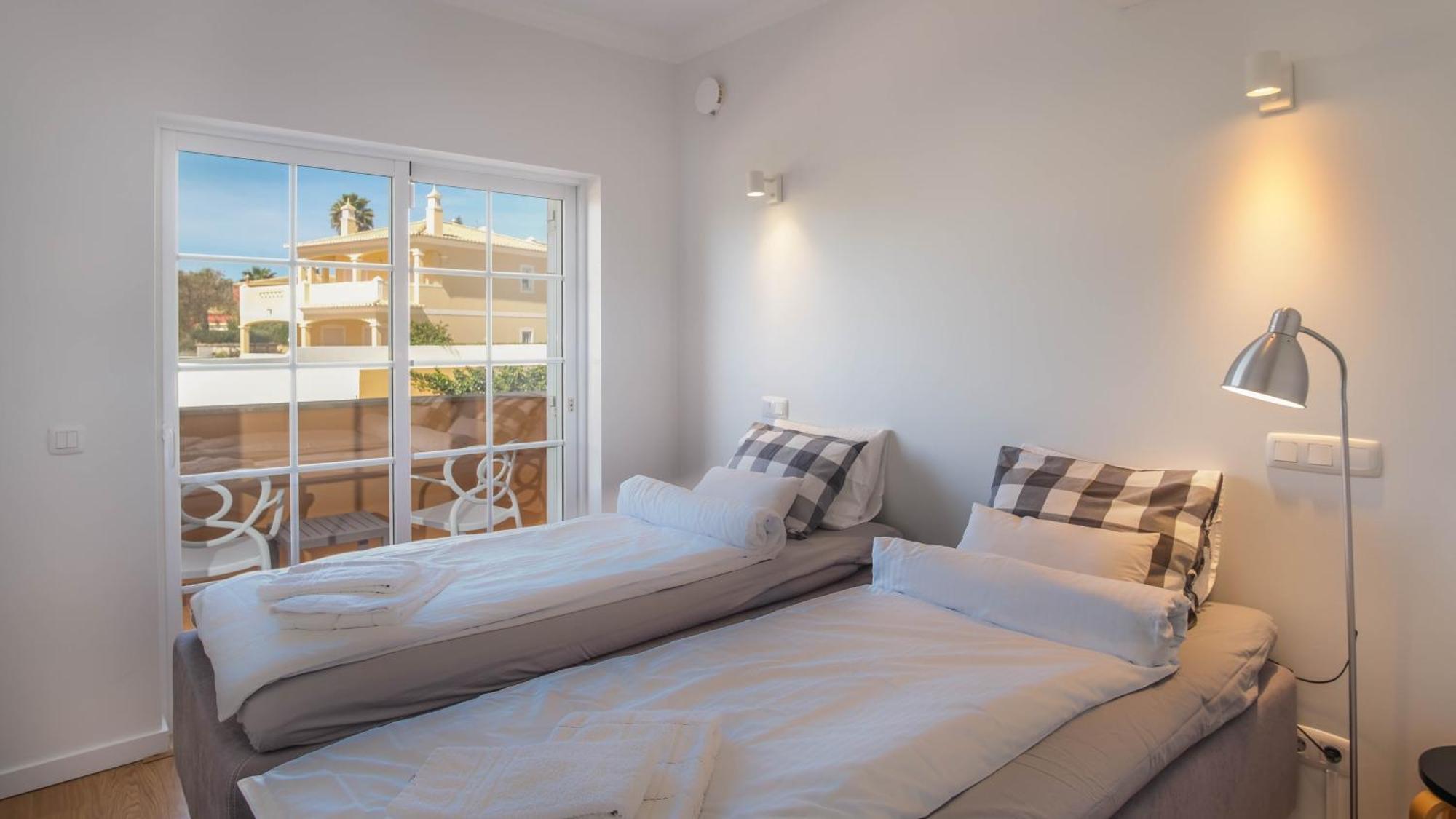 Canto Do Sol # 4 Bedroom Villa Lagos Exterior photo